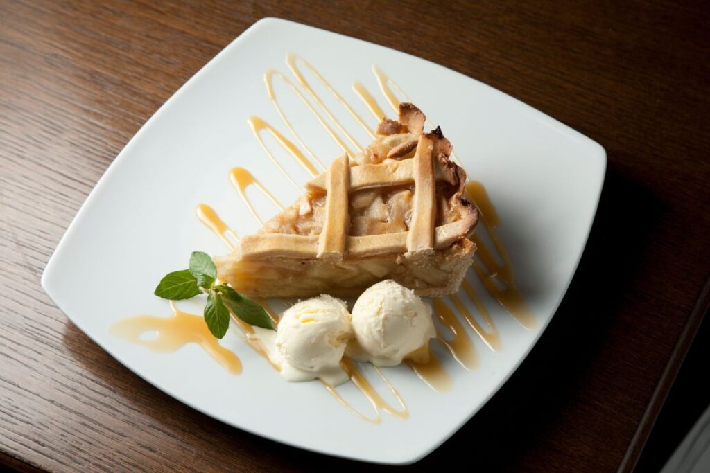 アップルパイを食べに行く