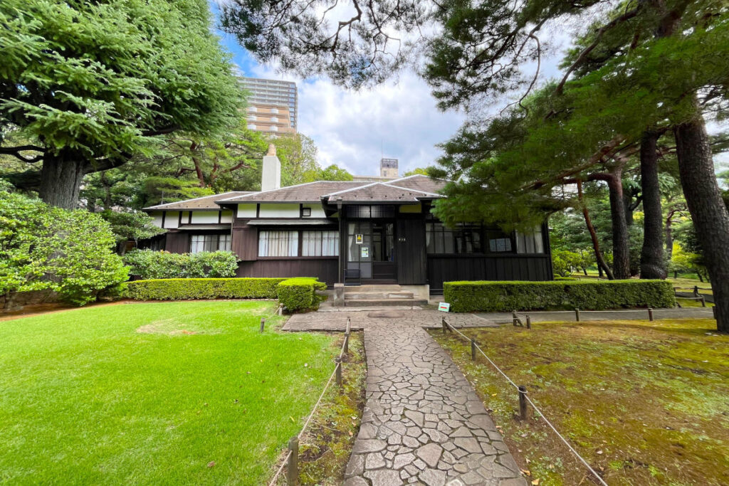 殿ヶ谷戸庭園