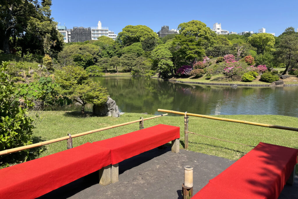 六義園 吹上茶屋