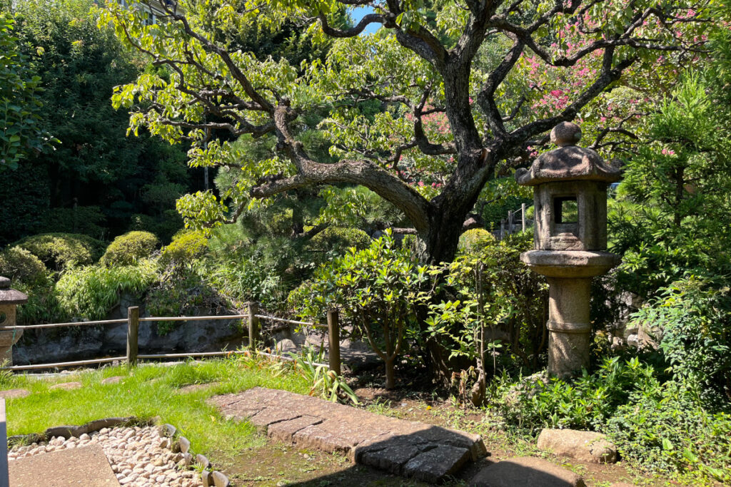 日本庭園「水車公園・徳永亭」