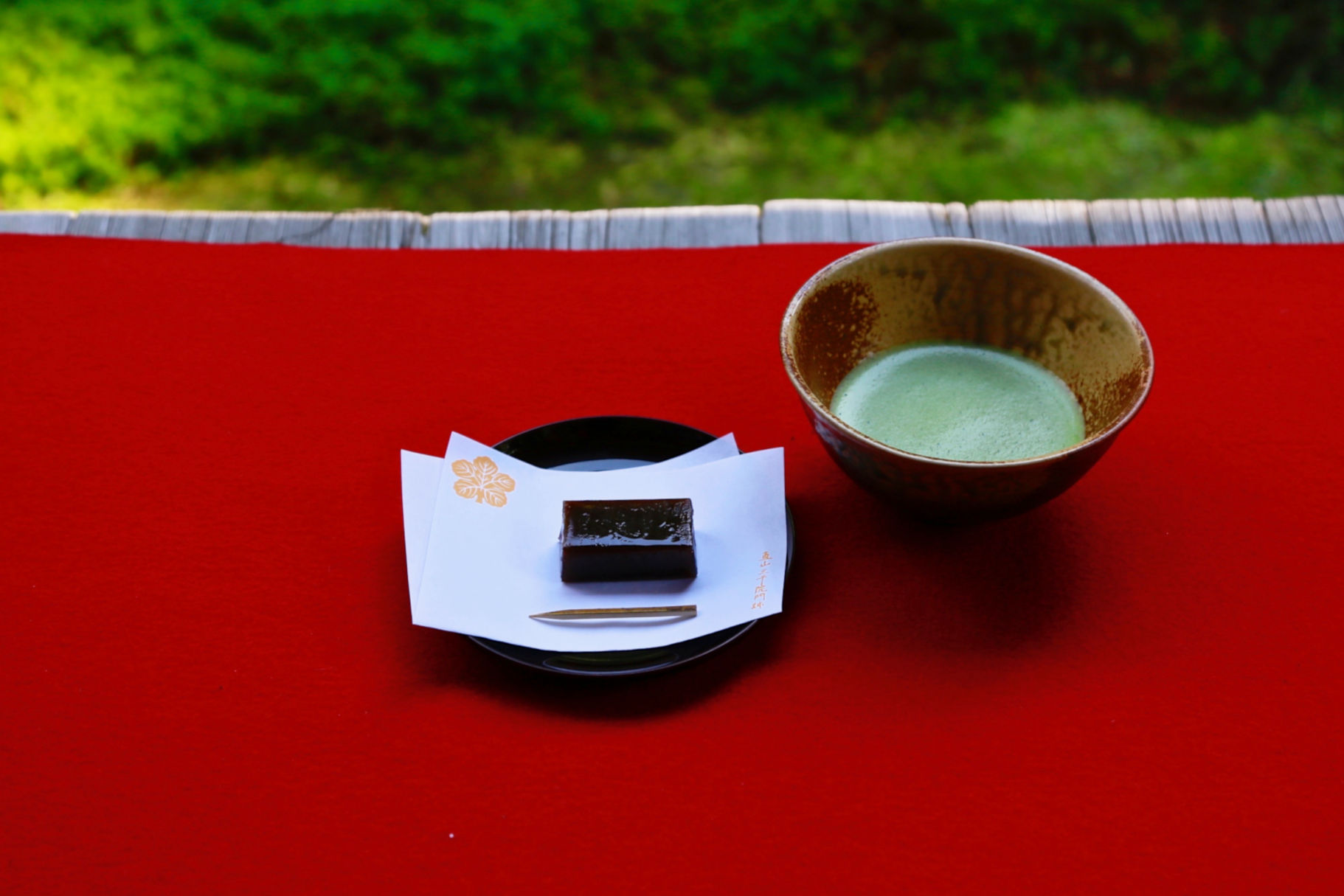 東京でお抹茶がいただける庭園
