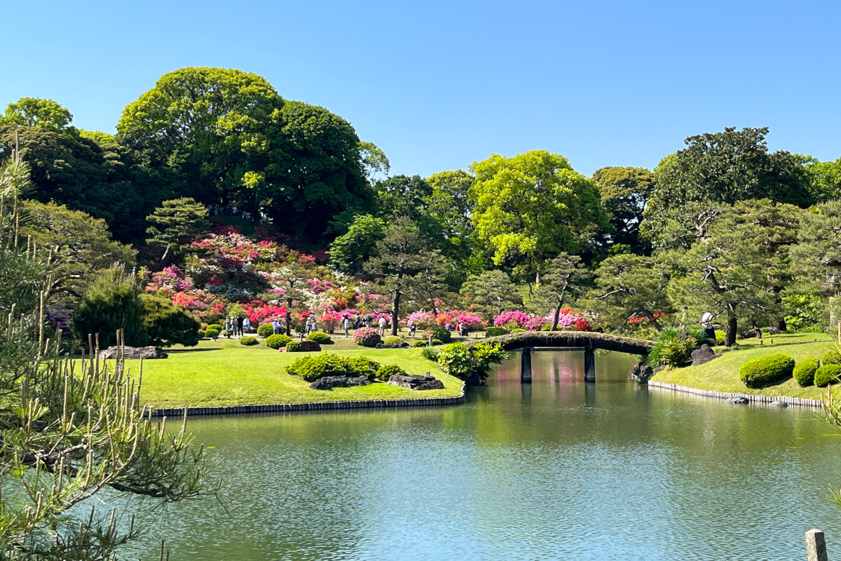 六義園