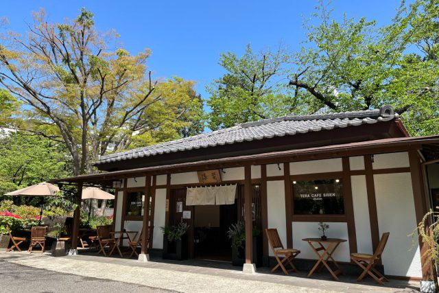 増上寺境内にあるカフェ「TERA CAFE SHIEN ZOJOJI」