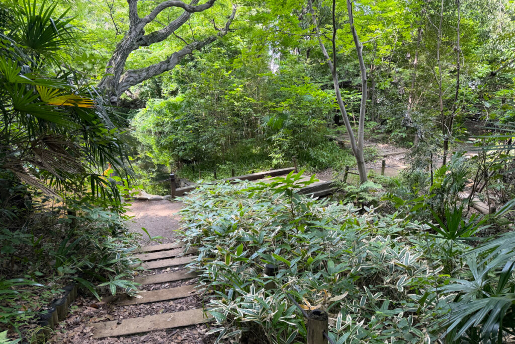 占春園